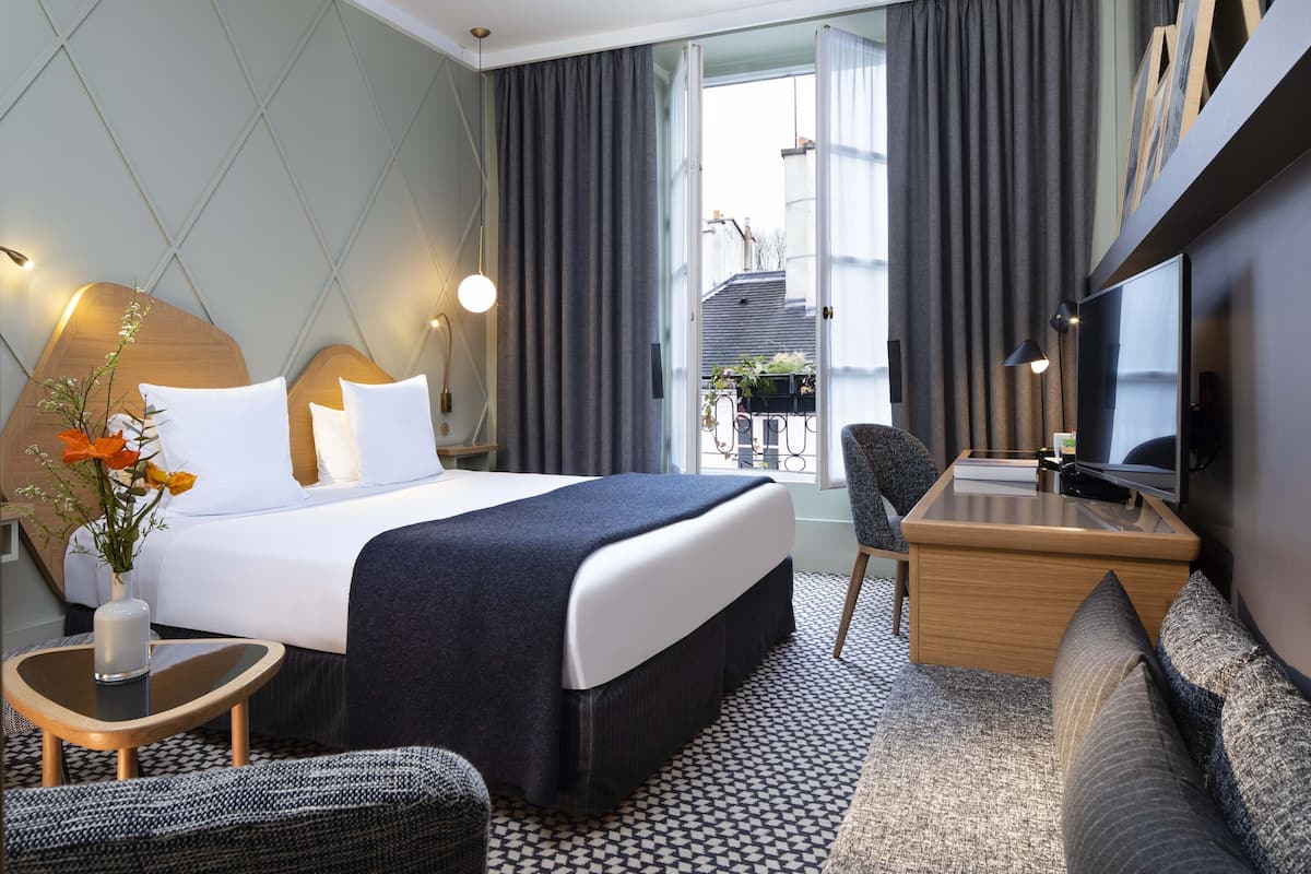 Superior Room | Premium bedding, minibar, in-room safe, blackout drapes