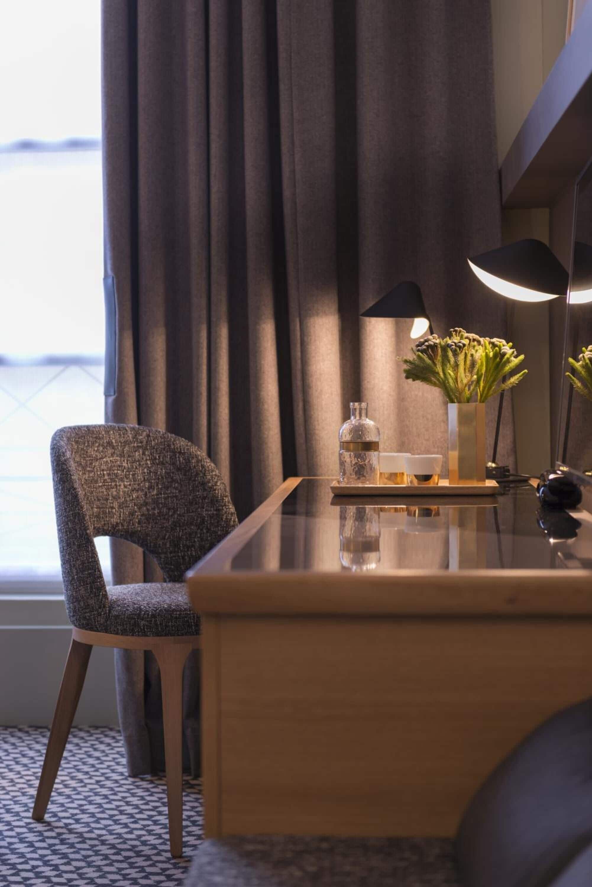 premium bedding, minibar, in-room safe, blackout curtains