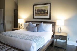 1 quarto, roupas de cama premium, escrivaninha