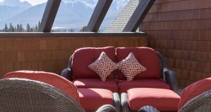 The Summit at Grande Rockies