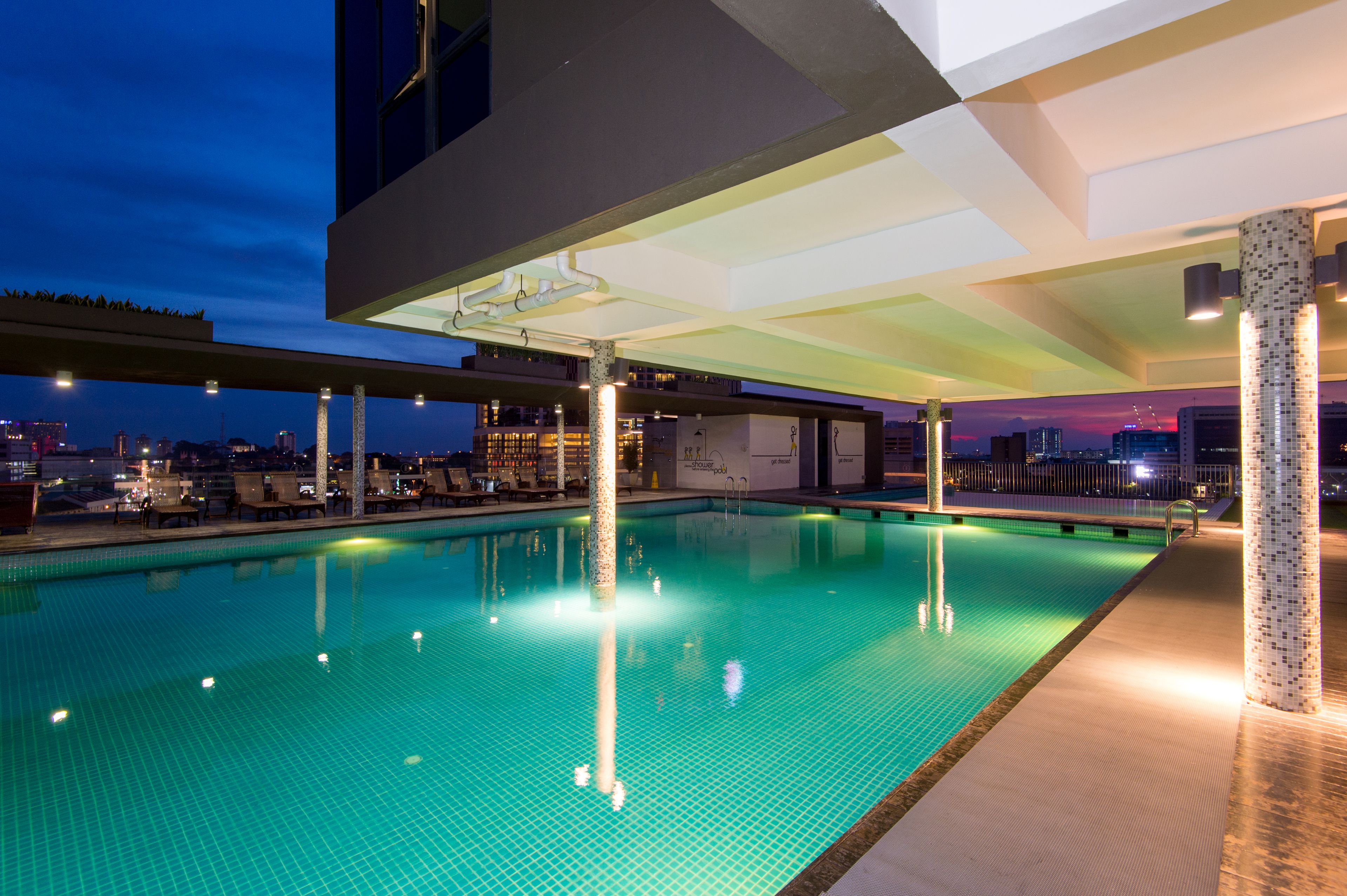 Outdoor pool, sun loungers