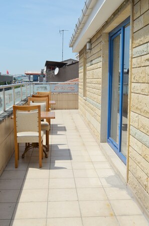 Terrace/patio - Airport Best Hotel (Istanbul)