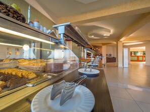 Breakfast and dinner served - Panorama Resort (Pylos-Nestoras)