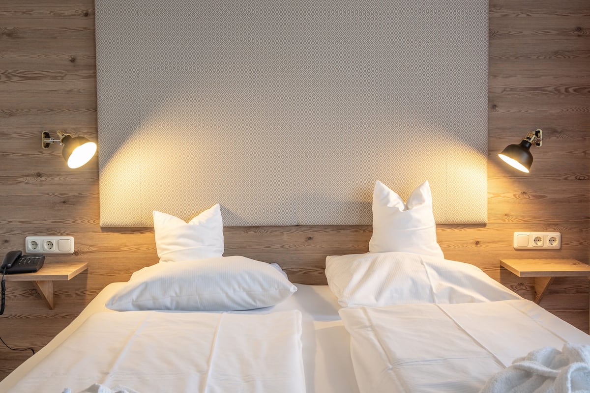 Apartamento familiar (100 qm) | 1 dormitorio, ropa de cama de alta calidad, minibar y caja fuerte