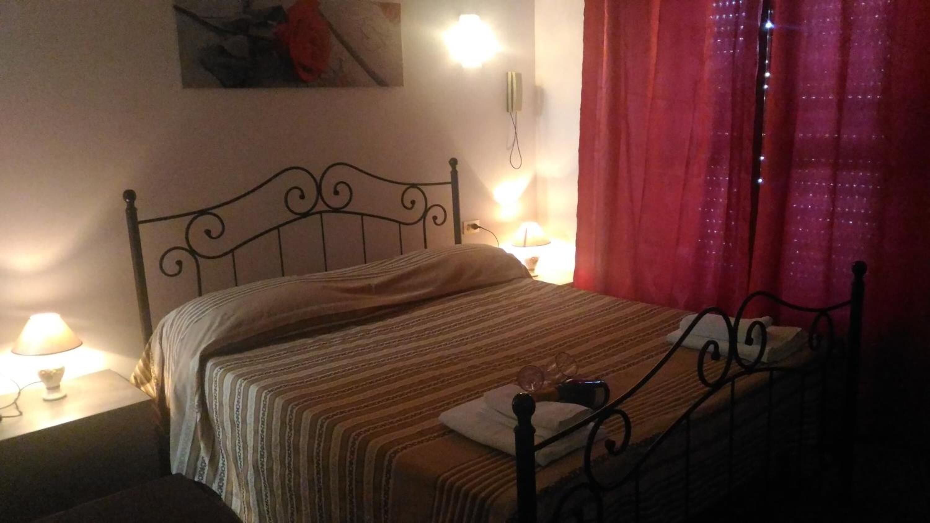 double room, non smoking, city view | desk, free wifi