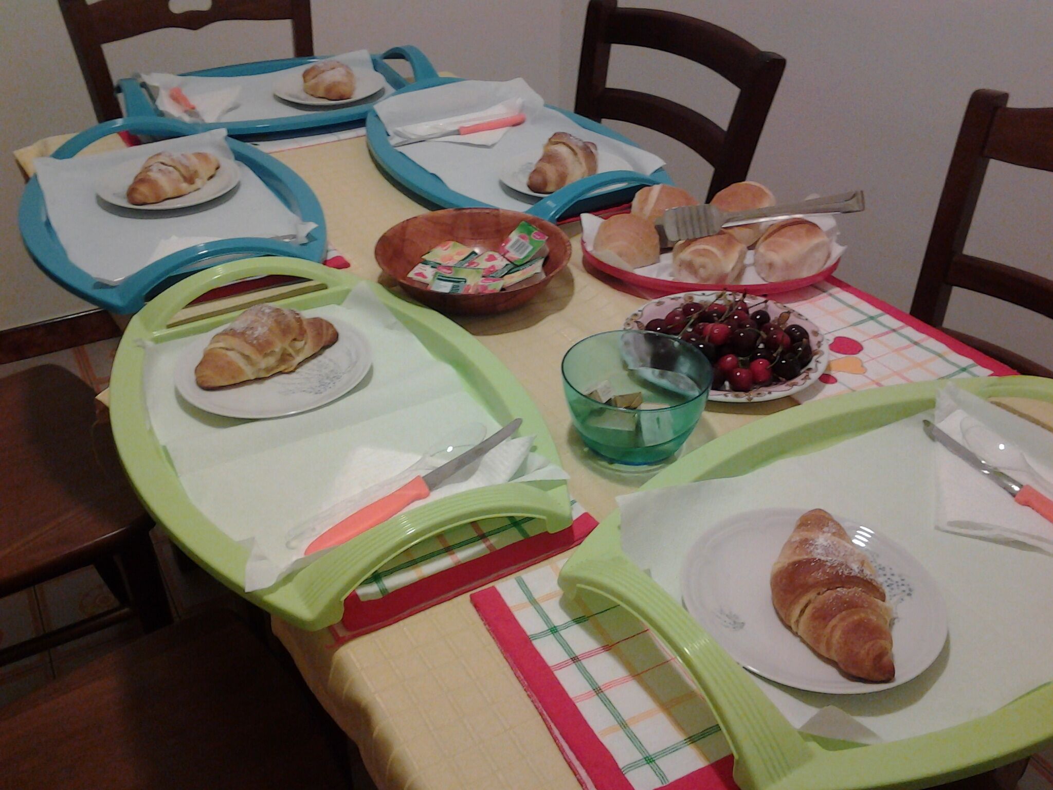 double room, non smoking, city view | in-room dining