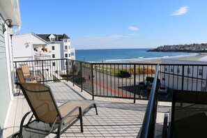 Meeting House Building, 1 King Bed with Fireplace, Oceanview | Balcony - Union Bluff Hotel & Meeting House (York Beach)