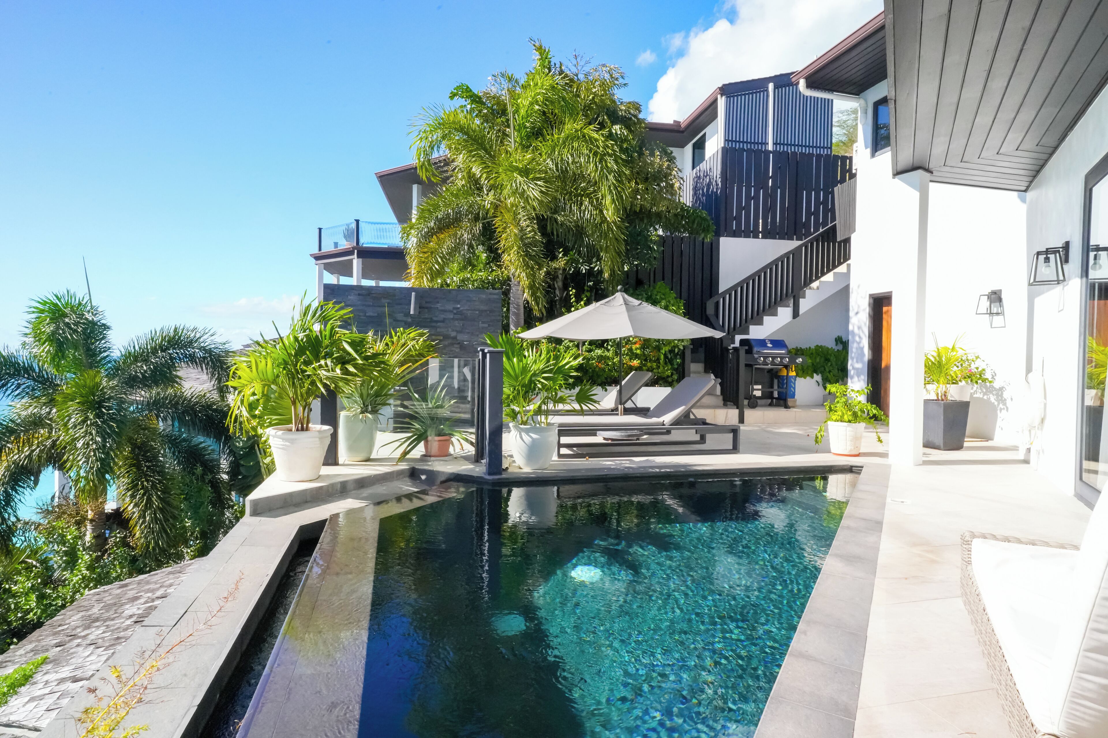 Rom (Olympe) | 1 soverom, safe på rommet, individuelt dekorert og individuelt innredet