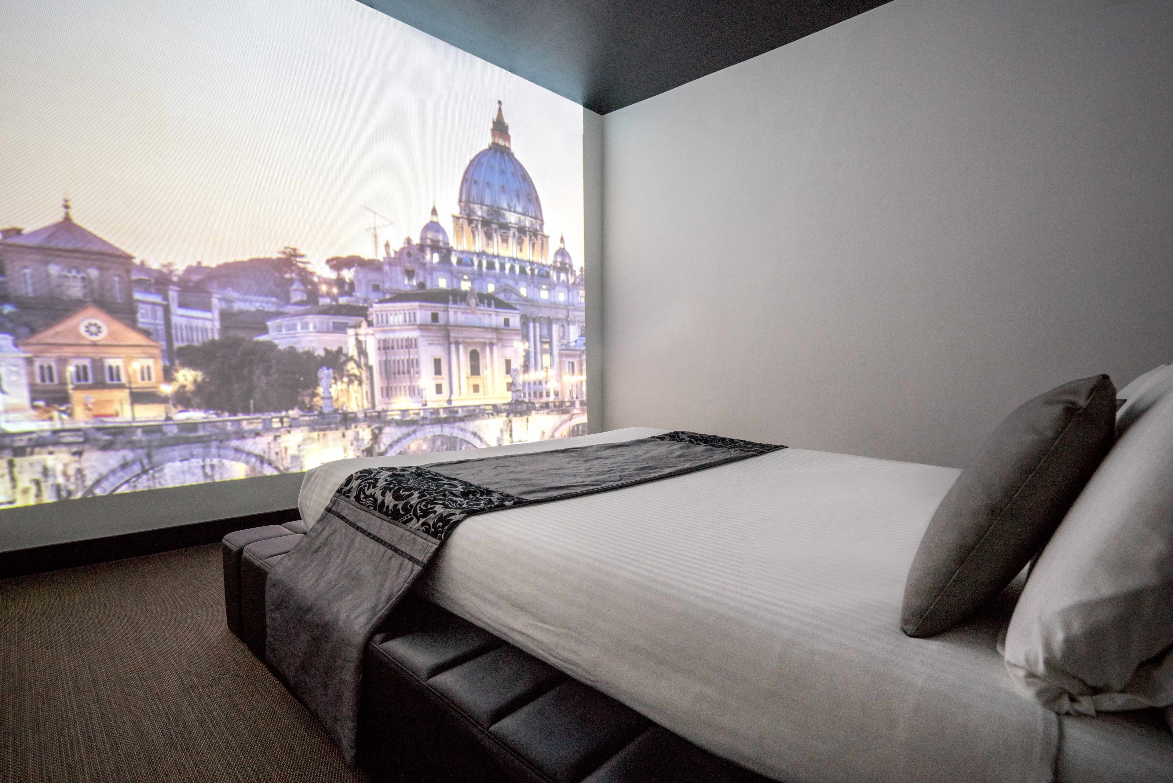 尊爵雙人房, 浴缸 | 高級寢具、客房內保險箱、書桌、隔音