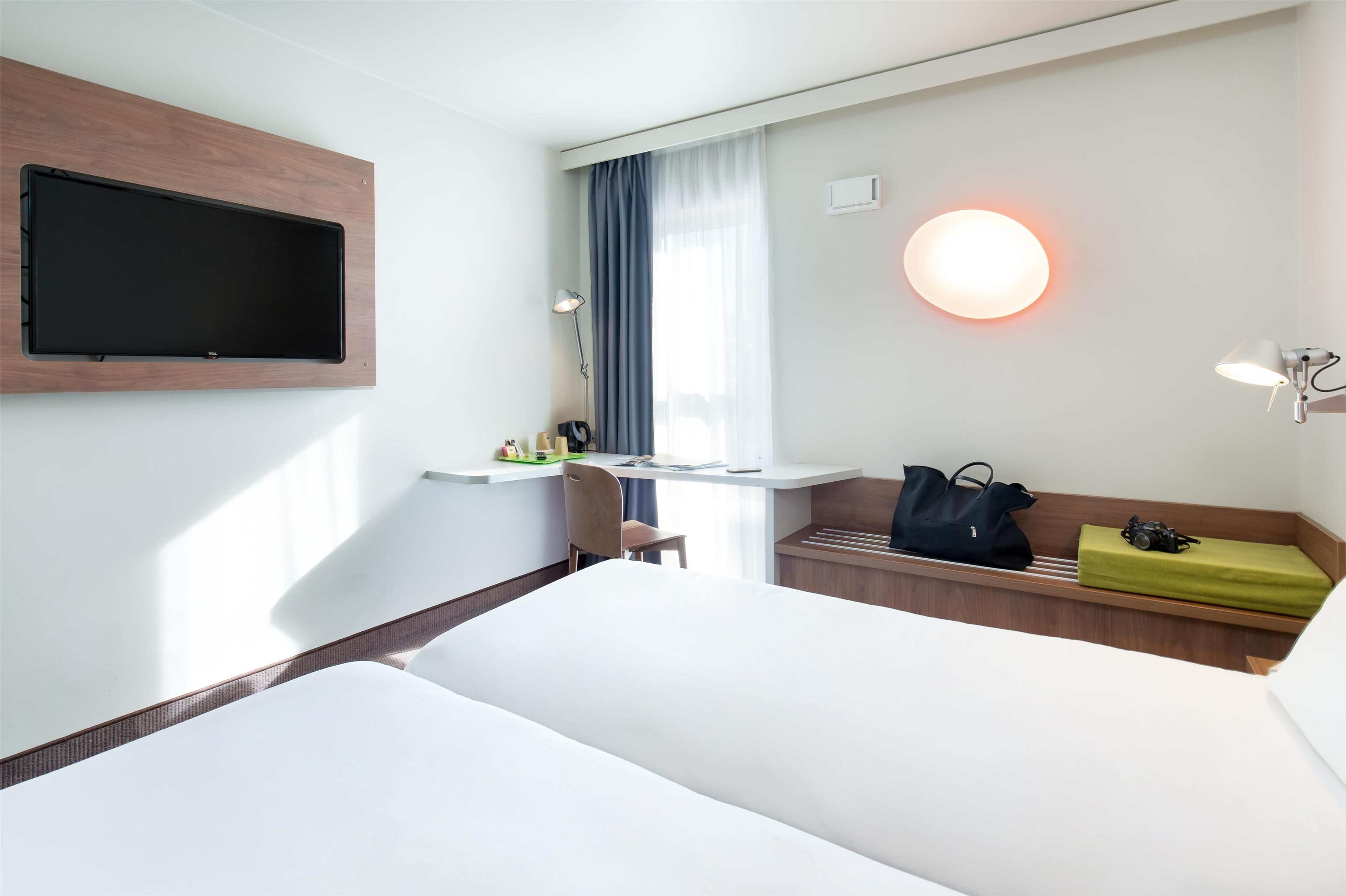 Chambre Standard, 2 lits une place | Literie de qualité supérieure, bureau, chambres insonorisées