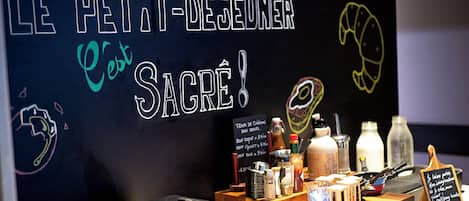 Daily buffet breakfast (EUR 13.90 per person)