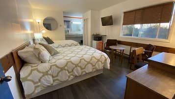 Room, 2 Double Beds | Individually decorated, individually furnished, desk, laptop workspace