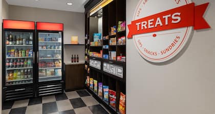 Hampton Inn & Suites Roanoke-Downtown