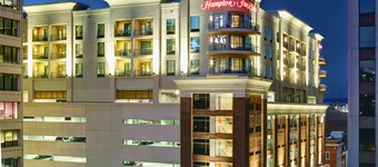 Hampton Inn & Suites Roanoke-Downtown