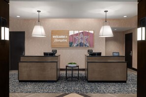 Reception - Hampton Inn & Suites Roanoke-Downtown (Roanoke)