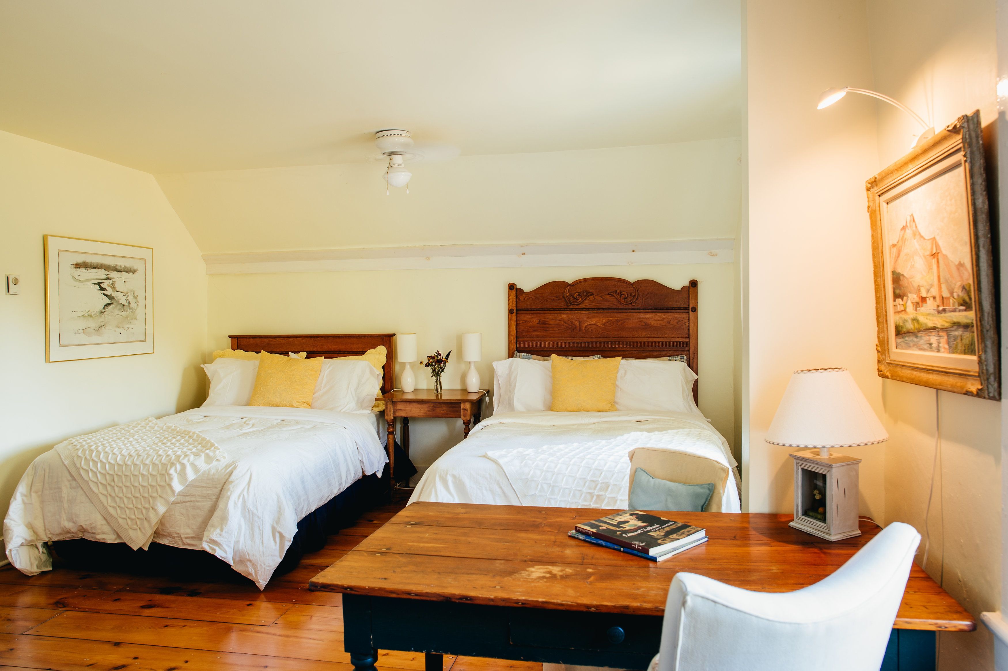 Deluxe-Zimmer, 2 Doppelbetten, mit Bad, Eckzimmer