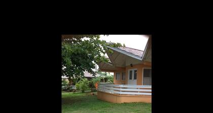 The Sun & Rain Cottage