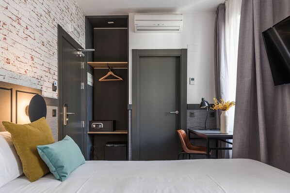 Habitación doble superior | Escritorio, espacio para trabajar con laptop y insonorización 