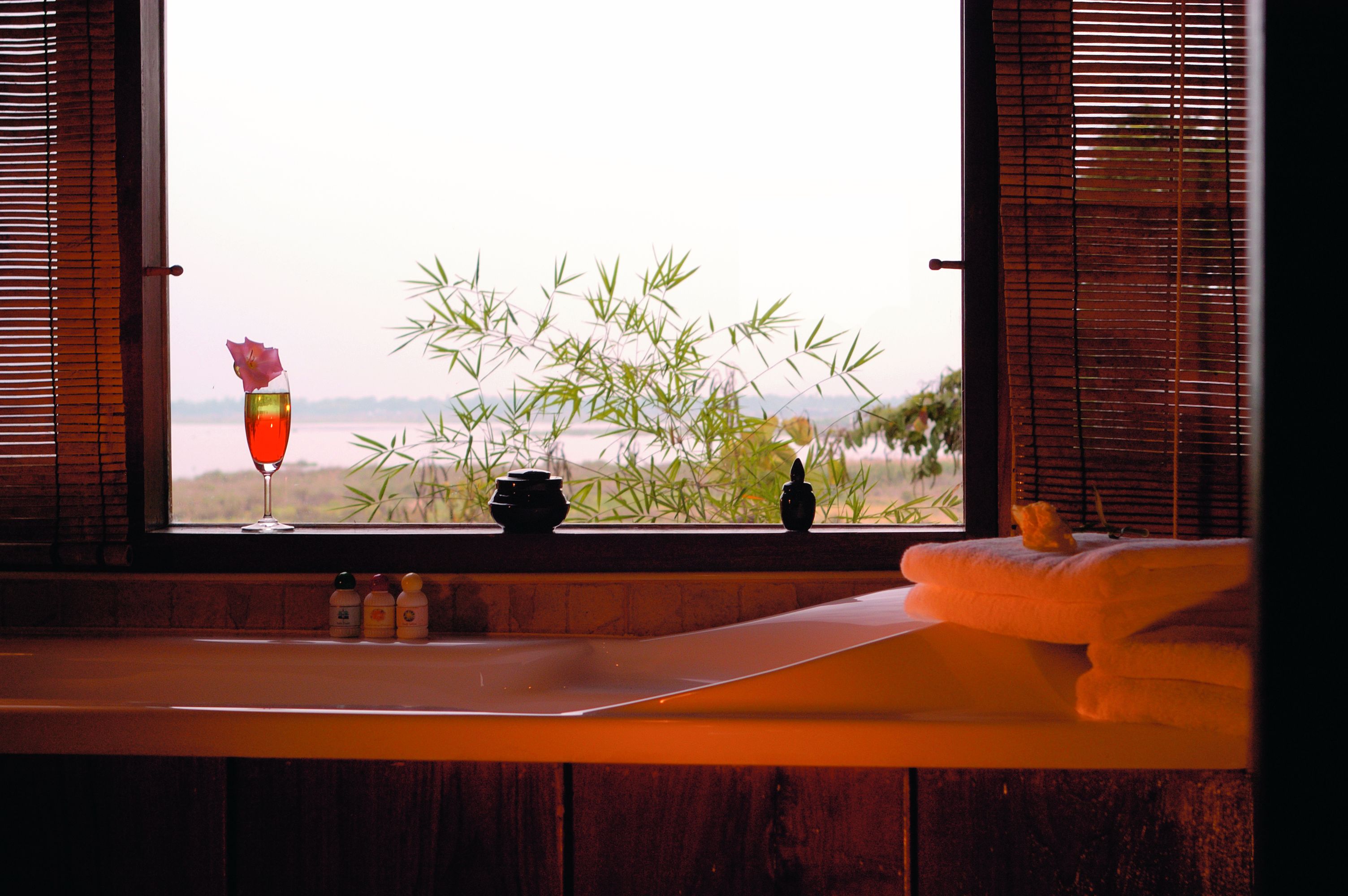 Inle Lake View Resort & Spa