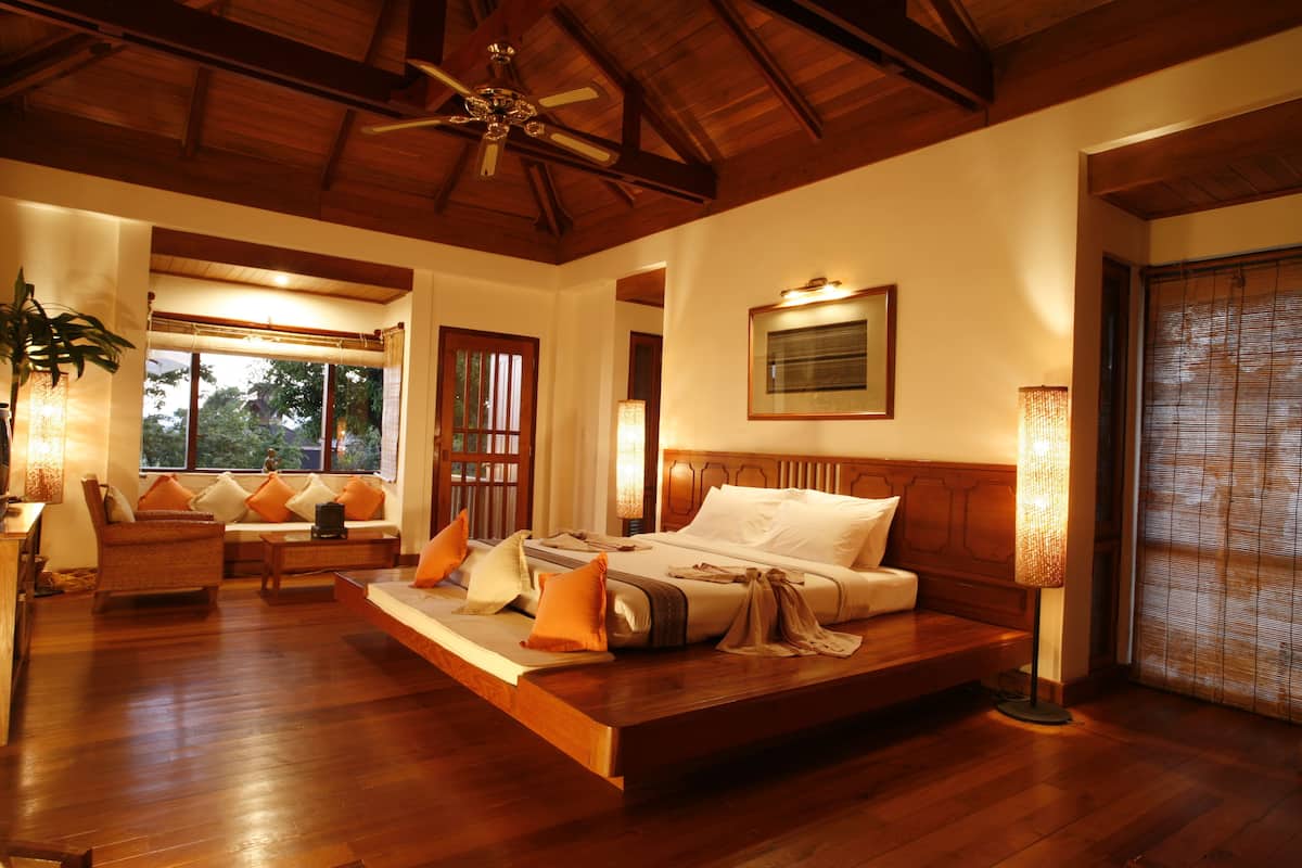 Junior Suite (Upper Floor)