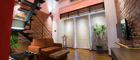 Junior Duplex Suite | Staircase