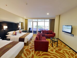 Minibar, in-room safe, desk, blackout curtains - Taw Win Garden Hotel (Yangon)