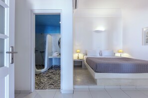 1 bedroom, in-room safe, individually decorated, individually furnished