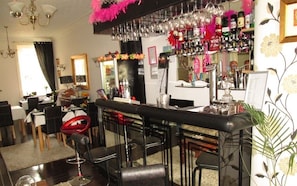 Bar (en la propiedad)