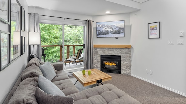 Townhome, 2 Bedrooms, Hot Tub (GR51)