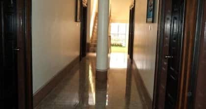 Hotel Sahara