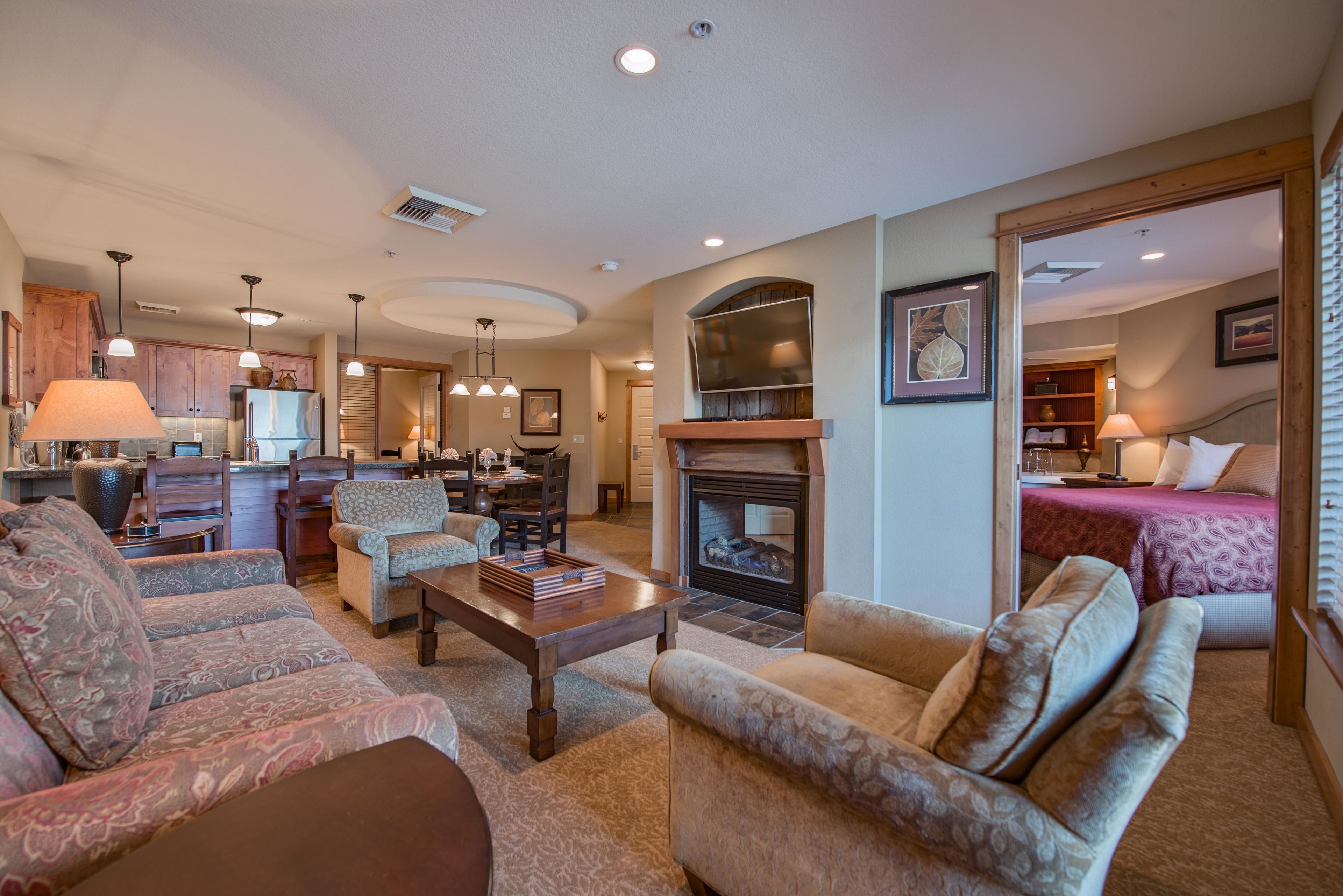 2 bedroom suite | free wifi, bed sheets