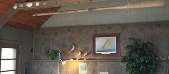 Midway Motel and Cottages