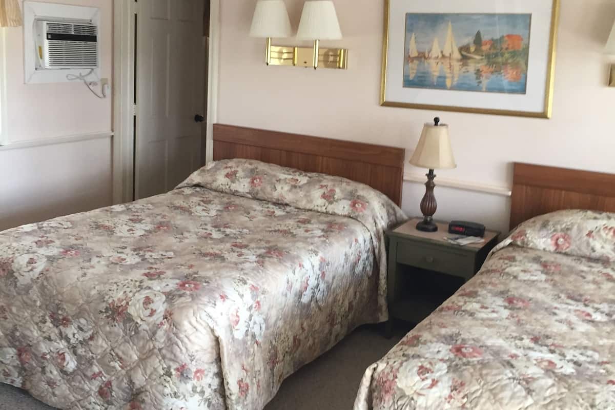Chambre | Lit de bébé (gratuit), lit d’appoint (gratuit), accès au Wi-Fi (inclus)
