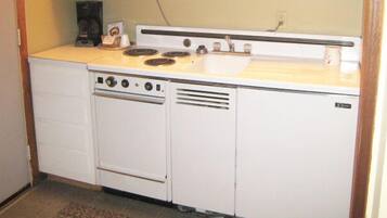 Fridge, microwave, coffee/tea maker