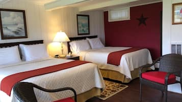 Room, 2 Queen Beds, Garden View | WiFi (free)