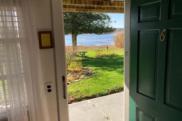 Room, 2 Queen Beds, Garden View | Terrace/patio