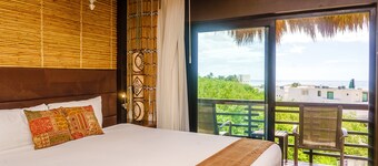 Aldea Thai by Stella Rentals