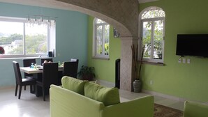 Luxury Double Room, 2 Double Beds | Living area - MBoutique Hotel Sayulita (Sayulita)