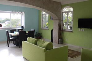 Luxury Double Room, 2 Double Beds | Living area - MBoutique Hotel Sayulita (Sayulita)