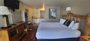 1 slaapkamer, luxe beddengoed, een bureau, verduisterende gordijnen