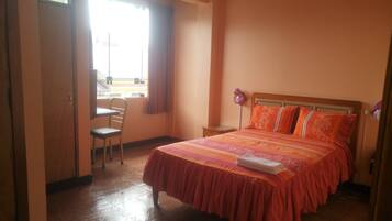 Double Room | Desk, free WiFi