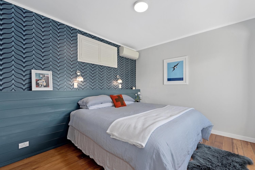 Devonport Motel by null