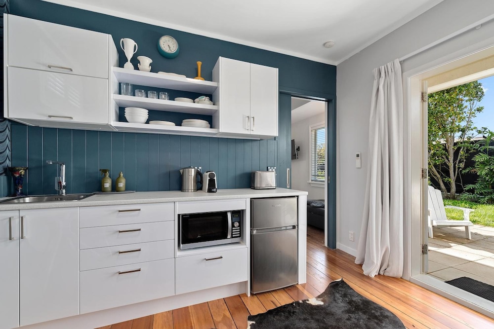 Devonport Motel by null