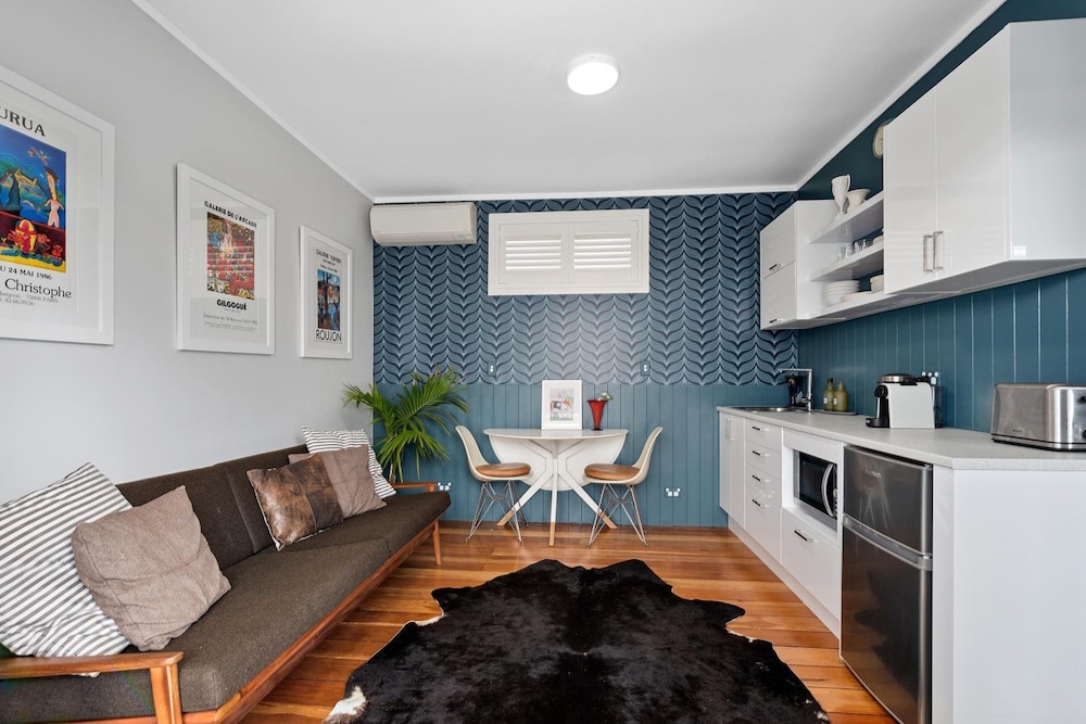 Devonport Motel by null