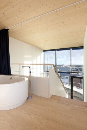 Panoramic Suite | Deep-soaking bathtub - Hotel Niedersachsen (Sylt)
