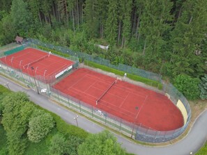 Tennis court