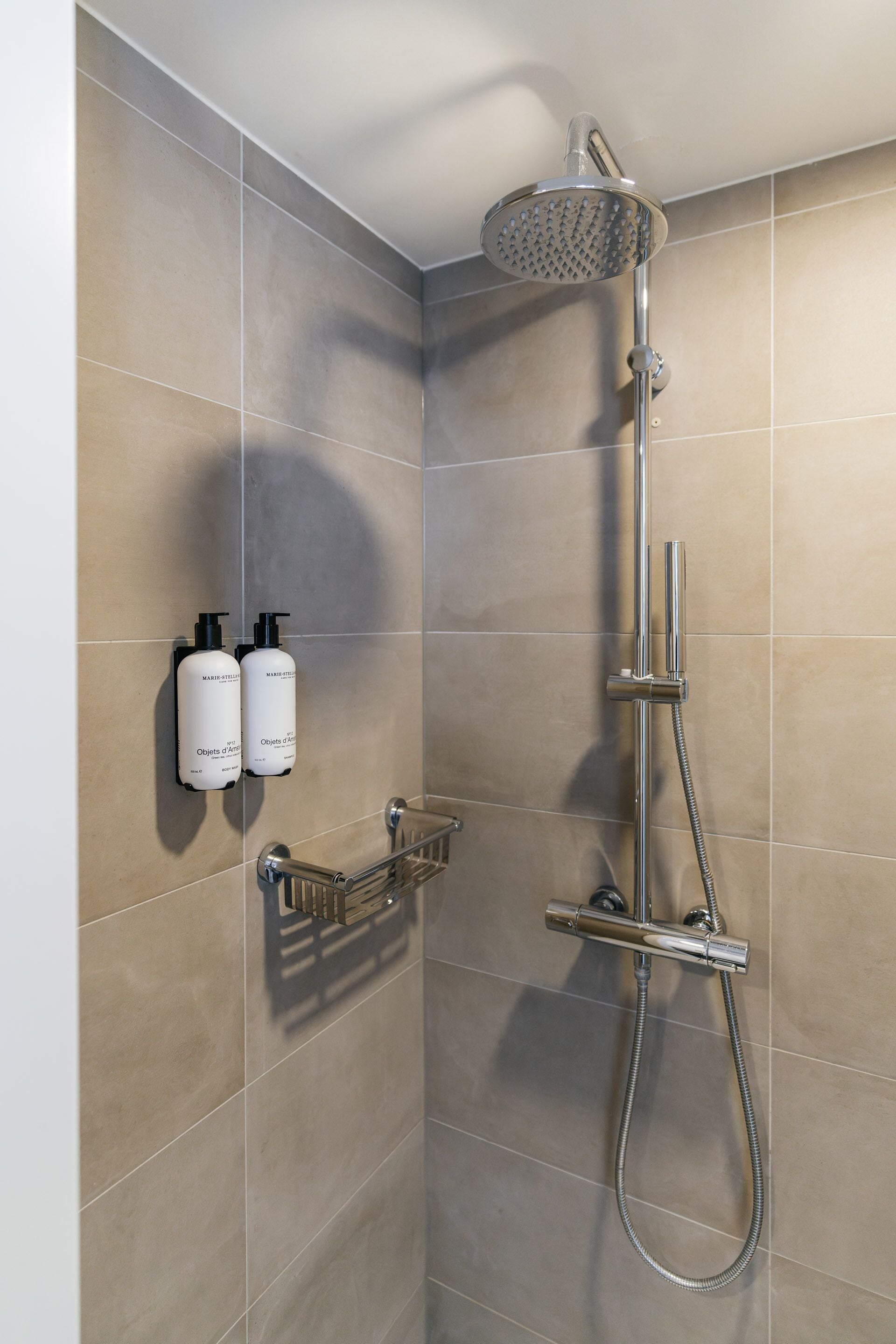 comfort double or twin room (medium) | bathroom | free toiletries, hair dryer, towels, soap