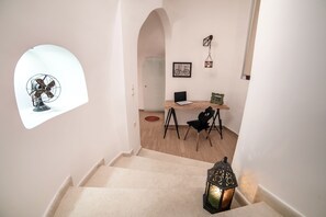 ヴィラ 1 ベッドルーム スパ浴槽 ガーデンビュー | 室内のビジネス センター