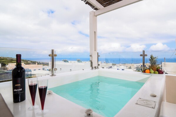 Pool | Outdoor pool