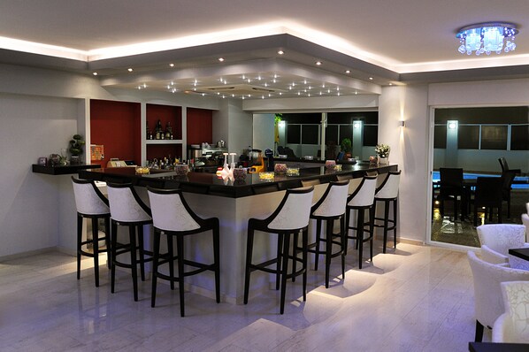 Bar (en la propiedad)